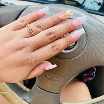 Hello Nail Spa - Nail Salons Near Me - Royal Palm Beach, Florida
