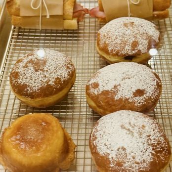 Park at Kims - Doughnuts and sandwiches - Coffee & Tea Near Me - New York, New York