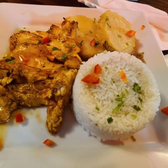 La Costena Restaurant - Pollo a la parrilla - Latin American Near Me - Lancaster, Pennsylvania