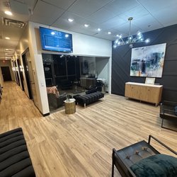 Waxed & Skin - Lobby of Beauty Lounge Bar