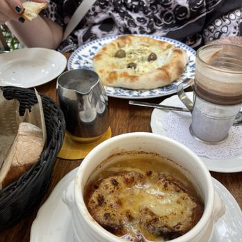 Bianca - DineLA- French onion soup and Fugazzetta (Pizza) - French Near Me - Culver City, California
