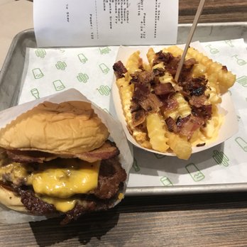 Shake Shack I-Drive - Ice Cream & Frozen Yogurt Near Me - Orlando, Florida Shake Shack I-Drive - Ice Cream & Frozen Yogurt Near Me - Orlando, Florida