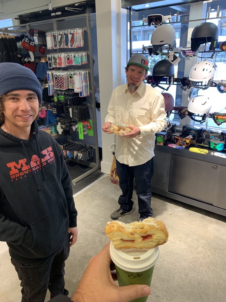 BREEZE SKI RENTAL 26 Reviews Ski & Snowboard Shops 1415 Lowell