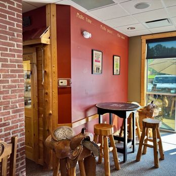 Cabin Coffee - Interior ambiance - Coffee & Tea Near Me - Blairsville, Georgia Cabin Coffee - Interior ambiance - Coffee & Tea Near Me - Blairsville, Georgia