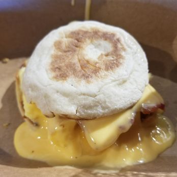 Daps Breakfast & Imbibe - Bacon, egg & cheese breakfast sandwich - Breakfast & Brunch Near Me - Charleston, South Carolina Daps Breakfast & Imbibe - Bacon, egg & cheese breakfast sandwich - Breakfast & Brunch Near Me - Charleston, South Carolina