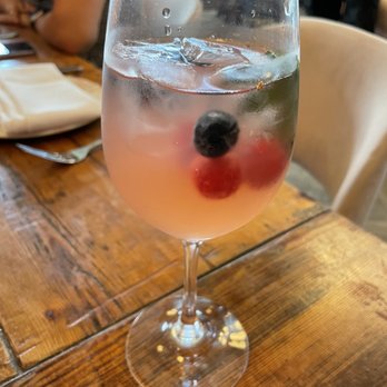 Little Hen - Rosé sangria - Breakfast & Brunch Near Me - Miami, Florida Little Hen - Rosé sangria - Breakfast & Brunch Near Me - Miami, Florida