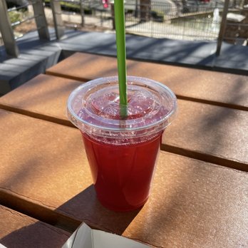 Shake Shack Waverly Place - Blackberry Lychee Lemonade - Fast Food Near Me - Cary, North Carolina