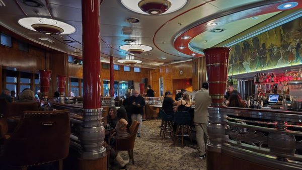 Observation Bar by null