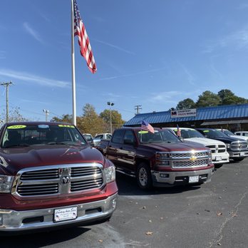 Courtesy Truck World - Used Car Dealers Near Me - Virginia Beach, Virginia Courtesy Truck World - Used Car Dealers Near Me - Virginia Beach, Virginia