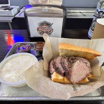 Busters Og Bbq & Grill - Tri tip sandwich with coleslaw - Barbeque Near Me - Ventura, California