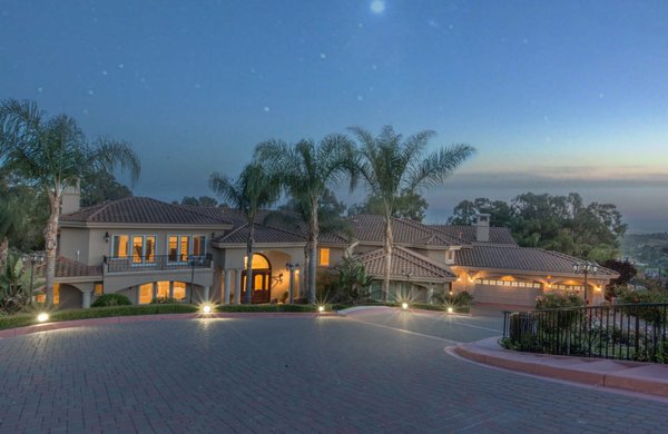 Monticello Terrace - This project is a custom home off of Monticello Terrace in Fremont, CA. It features an indoor swimming pool, private putting green, multiple master suites, a home theater and a stunning view of California’s beautiful scenery!
A custom home is a home that’s built on the specifications of the person who will be living in it. It can be designed to include anything from specific paint colors to materials that are used. The benefits of having a custom home are that you don’t have to live with any of the little things that bother you about your current house. This includes things like cramped spaces, low ceilings, crooked kitchen cabinets, etc.
Like most of the builds at Hyders Construction, the Monticello project is extremely high end, extremely well decorated and completely unique from any other homes in the neighborhood or nearby vicinity. A client would want to have this type of set up in their home for the purpose of entertaining guests and living a lavish life. People who have visited this home were blown away by the decor, size of the rooms, amenities it has and our attention to detail. Monticello Terrace - This project is a custom home off of Monticello Terrace in Fremont, CA. It features an indoor swimming pool, private putting green, multiple master suites, a home theater and a stunning view of California’s beautiful scenery!
A custom home is a home that’s built on the specifications of the person who will be living in it. It can be designed to include anything from specific paint colors to materials that are used. The benefits of having a custom home are that you don’t have to live with any of the little things that bother you about your current house. This includes things like cramped spaces, low ceilings, crooked kitchen cabinets, etc.
Like most of the builds at Hyders Construction, the Monticello project is extremely high end, extremely well decorated and completely unique from any other homes in the neighborhood or nearby vicinity. A client would want to have this type of set up in their home for the purpose of entertaining guests and living a lavish life. People who have visited this home were blown away by the decor, size of the rooms, amenities it has and our attention to detail.