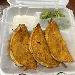 Las Cocinas Mexicanas - Birria tacos