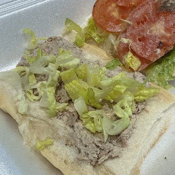 Gables Cafe - Tuna sandwich aka lettuce/tomato sandwich with tuna garnish - Cafes Near Me - Coral Gables, Florida Gables Cafe - Tuna sandwich aka lettuce/tomato sandwich with tuna garnish - Cafes Near Me - Coral Gables, Florida