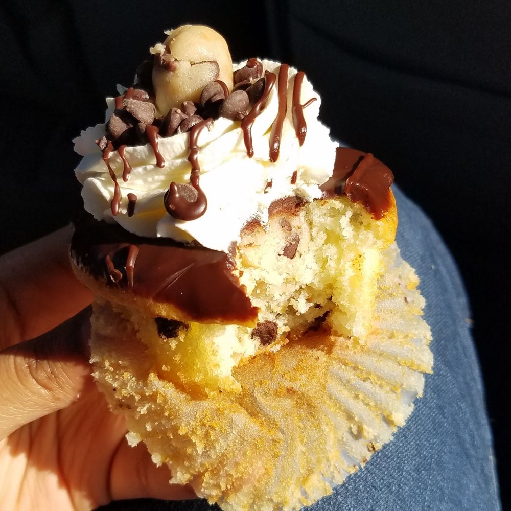 Cookie dough flavoured cupcake. Very good. It even had a cookie dough center!