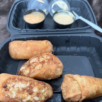 Papi Cuisine - Crab egg rolls - Cocktail Bars Near Me - Baltimore, Maryland