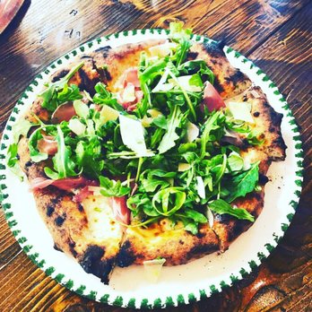 Luna Pizza - Pizza Near Me - Three Bridges, New Jersey