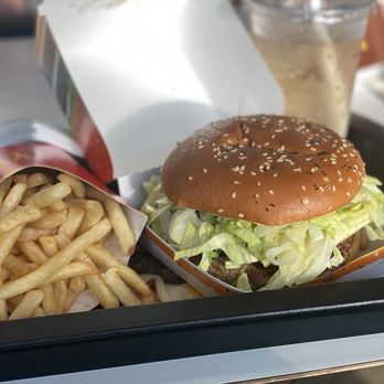 McDonald's - Burgers Near Me - Potters Bar, HRT McDonald's - Burgers Near Me - Potters Bar, HRT