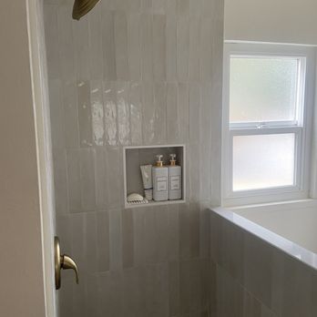 DW Glass - Glass & Mirrors Near Me