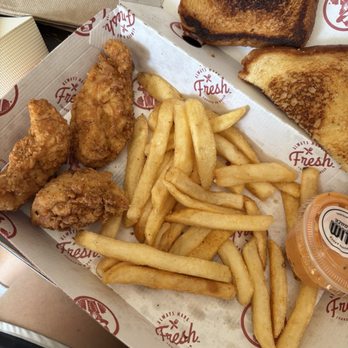 Slim Chickens - Chicken Wings Near Me - Wichita, Kansas Slim Chickens - Chicken Wings Near Me - Wichita, Kansas