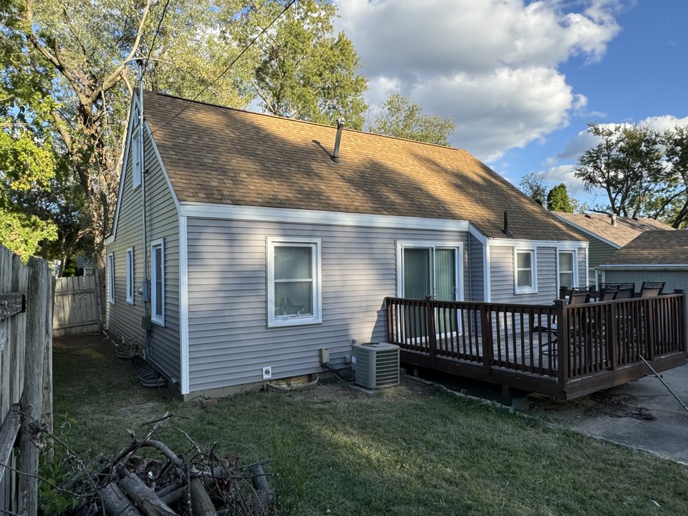 SVC SIDING - Updated October 2025 - 24 Photos - 3910 Hubbell Ave, Des ...