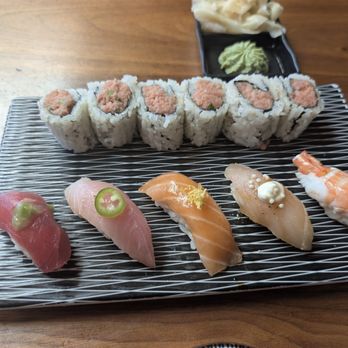 Sushi Roku - Sushi plate: yellowtail, tuna, salmon, shrimp, albacore, and a tuna cut roll - Japanese Near Me - Newport Beach, California Sushi Roku - Sushi plate: yellowtail, tuna, salmon, shrimp, albacore, and a tuna cut roll - Japanese Near Me - Newport Beach, California