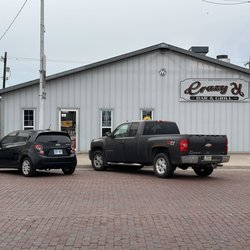 Crazy R's Bar & Grill - Outside