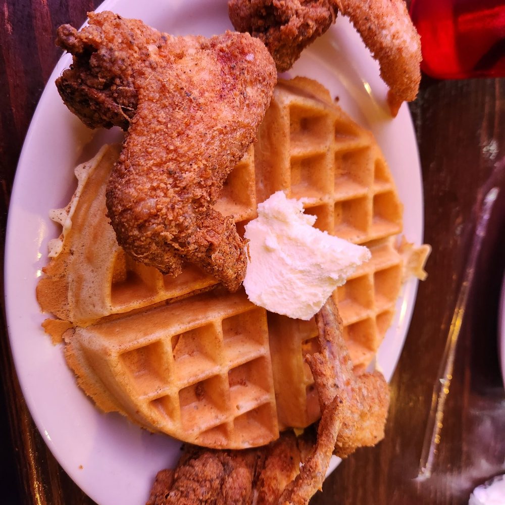 Kiki's Chicken and Waffles - Kiki's Chicken and Waffles - American Near Me - Columbia, South Carolina