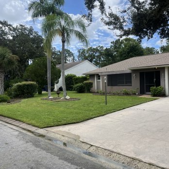 Hansen Lawn and Landscape - Lawn care - Lawn Services Near Me - Sarasota, Florida Hansen Lawn and Landscape - Lawn care - Lawn Services Near Me - Sarasota, Florida