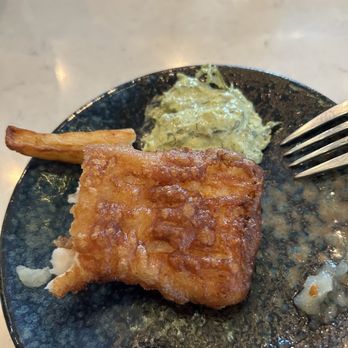 Podmore - Fish - Cocktail Bars Near Me - Honolulu, Hawaii