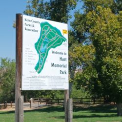 Clagg's Kayak Rentals - Heart Park Bakersfield