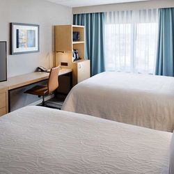 Hilton Garden Inn Providence - Guest room
