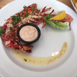 The Ruddy Duck - Lobster with garlic chips and Marie Rose sauce