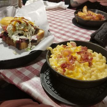 Riverside BBQ & Grill - Awesome BBQ - Burgers Near Me - Quincy, Illinois