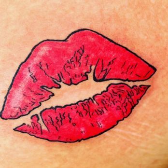Bombshells Salon - Lip Tattoo - Eyelash Service Near Me - Elkhart, Indiana