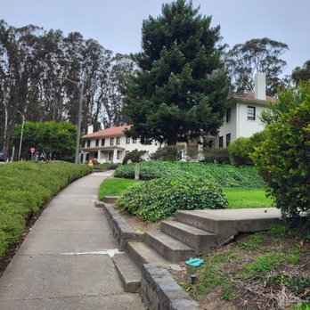 The Presidio - Lots of buildings on hilly areas - Parks Near Me The Presidio - Lots of buildings on hilly areas - Parks Near Me