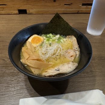 Torisoba Sumiya - 2. Rich Chicken Ramen - Ramen Near Me - Los Angeles, California Torisoba Sumiya - 2. Rich Chicken Ramen - Ramen Near Me - Los Angeles, California