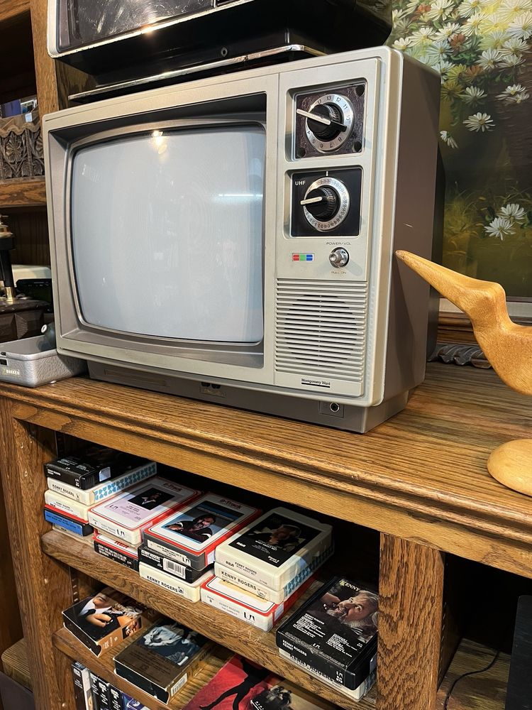 Main Street Peddlers Antique Mall