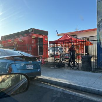 Poncho’s Tacos Truck - Food Trucks Near Me - Long Beach, California Poncho’s Tacos Truck - Food Trucks Near Me - Long Beach, California
