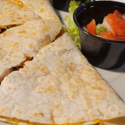 Mainstreet Bar & Grill - Quesadillas