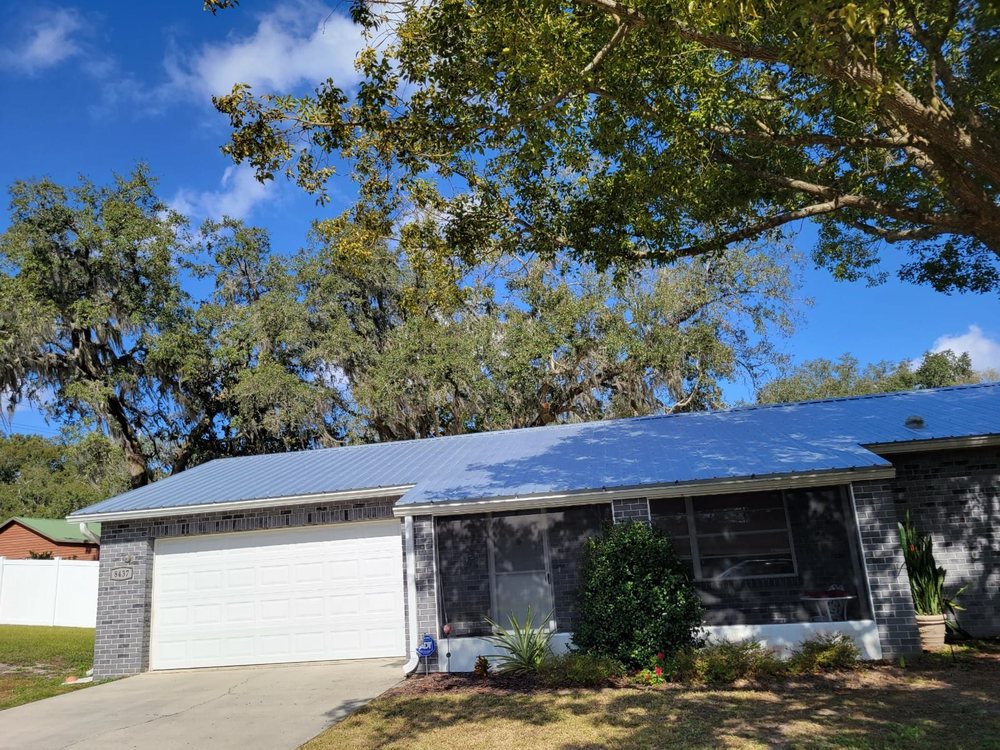 Slide of SolyMar Roofing