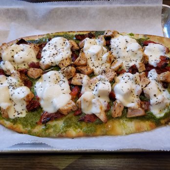 MP Kitchen and Bar - Chicken Pesto Flatbread - American Near Me - Wheeling, Illinois