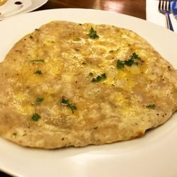 The Black Horse - Garlic flatbread