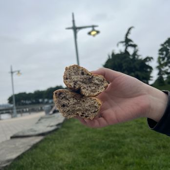 Kam Hing Bakery - Chocolate Chip - Bakeries Near Me - New York, New York