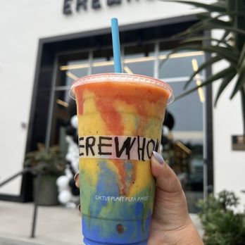 Erewhon - Cactus Plant Flea Market smoothie - Grocery Near Me - Pasadena, California Erewhon - Cactus Plant Flea Market smoothie - Grocery Near Me - Pasadena, California