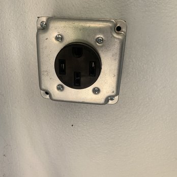Dash Electric - 14-50 plug for Tesla Car Charger - Electricians Near Me - Riverside, California Dash Electric - 14-50 plug for Tesla Car Charger - Electricians Near Me - Riverside, California