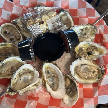 Good Winds Restaurant - Wine Bars Near Me - Rodanthe, North Carolina