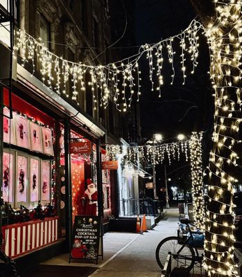 Miracle on Ninth St by null