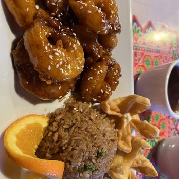 Kue's Cafe - Sesame shrimp, fried rice and cream cheese wontons - Chinese Near Me - Dunedin, Florida