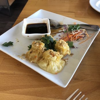 Bambu - Homemade Steamed Dumplings (6 pc) - Thai Near Me - Richardson, Texas