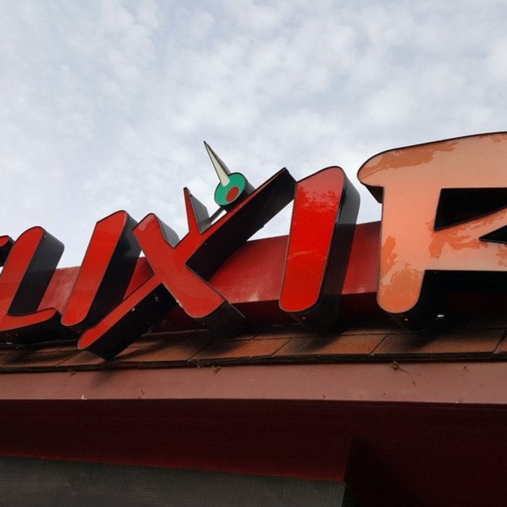 Elixir Bar & Grill - Elixir - - Burgers Near Me - Sacramento, California